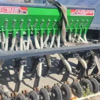 ۲عدد دستگاه ۱۳ ردیف صلاح  برزگر ویک عدد حدادی