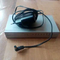 سوئیچ شبکه 8 پورت|مودم و تجهیزات شبکه|شیراز, شهرک گلستان شمالی|دیوار