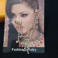 مقدارزیادی النگو وگردنی طرح هندی