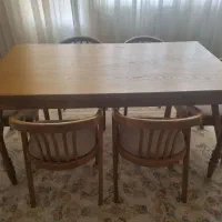 میز نهارخوری و صندلی