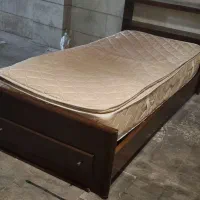 تخت خواب یکنفره استاندارد  ، چوب گردو ۹۰ ×۲ متر|تخت و سرویس خواب|تهران, جردن|دیوار