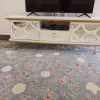میز تلویزیون در حد نو