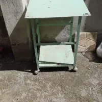 قفسه آهنی چرخدار