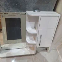 باکس و آینه روشویی