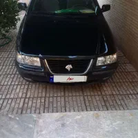 یک دستگاه خودروسمندef7 مشکی متالیک