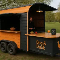 کانکس فودتراک|فروشگاه و مغازه|لاهیجان, شیشه گران|دیوار