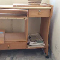 میز کامپیوتر