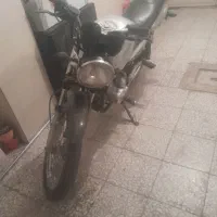 پولسار ۱۸۰ فنی وبدنه سالم مدارک تکمیل وپلاک ملی