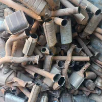 فروشوخرید انواع کاتالیزور و کاتالیز و کاتالیست|قطعات یدکی و لوازم جانبی|خرم‌آباد, |دیوار