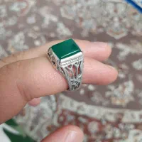 انگشتر سبز نقره