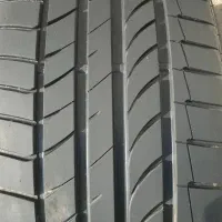 یک حلقه لاستیک 275/35/20 دانلوپ 2023 درحد 95 درصد