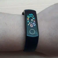 ساعت هوشمند هانر honor band 5