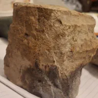 سنگ باستانی|کلکسیون اشیاء عتیقه|فردیس, فردیس|دیوار