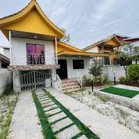 ویلا باغچه نیم پیلوت ۲۶۰ متر شهرکی سندتکبرگ