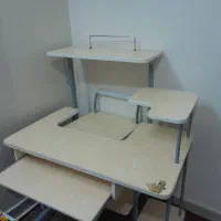 میز کامپیوتر و مطالعه