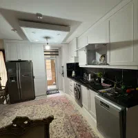 ۶۷ متر دو‌خواب سالن پرده خور