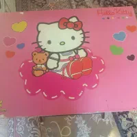 یک عدد میز تحریر