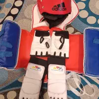 لباس تکواندو در حد نو