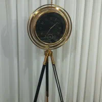 ساعت پایه دار