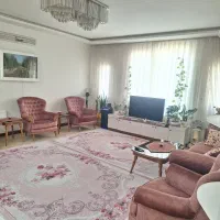 صدف۸۵متر۲خواب طبقه اول فول امکانات تخلیه