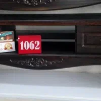 میز تلویزیون بسیار کم کارکرد و سالم