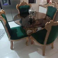 مبل سلطنتی با میز نهار خوری 4نفره|مبلمان خانگی و میز عسلی|فردیس, فرامرزیه|دیوار