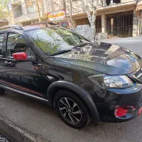 کوییک r قرمز مشکی مدل 99