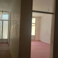 همکف حیاط دار بر خیابان