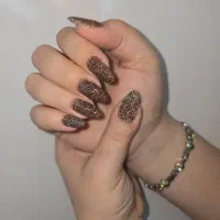 کاشت ناخن باتخفیفات ویژه