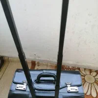 کیف خلبانی چرخ دار چرم|کیف، کفش، کمربند|اندیشه, اندیشه فاز ۴|دیوار