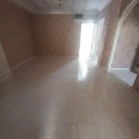 آپارتمان۷۳متر ۲خواب، طبقه۴، ترتمیز، چسبیده متروکمیا