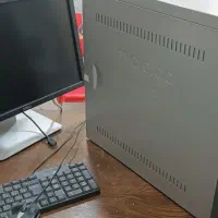 کامپیوتر و مانیتور