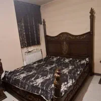 تخت دونفره چوبی