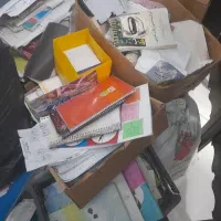خدمات خرید کتاب وکاغذ باطله