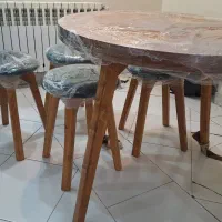 میز ناهارخوری ۴ نفره کاملا نو