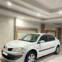 مگان فرانسوی E2