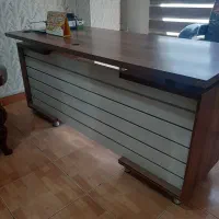 میز ومبلمان اداری در حد نو