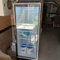 یخچال نوشابه