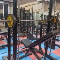 دستگاه اسمیت و سر شانه بدن سازی