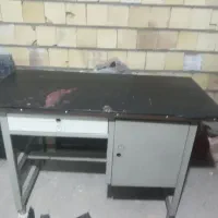 میز فلزی آهنی کار و کامپیوتر