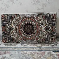 پشتی  با طرحی زیبا