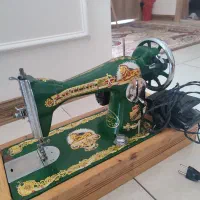 چرخ خیاطی قدیمی