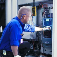 سرویس،تعمیرات فوری،بازسازی کابین،فروش،نصب آسانسور