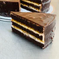 استادکار و وردست قنادی