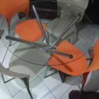 میز و صندلی ۴ نفره اشپزخونه در حد نو