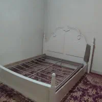 تخت و میز لوازم ارایش