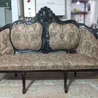 مبل سه نفره