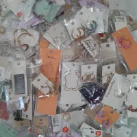 فروشنده خانم