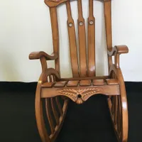 صندلی راکی چوب راش