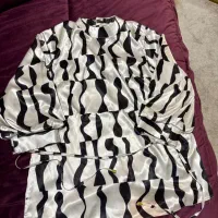 لباس و کفش کاملا نو